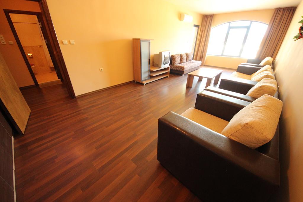 Menada Villa Bonita Apartments Сонячний Берег Екстер'єр фото